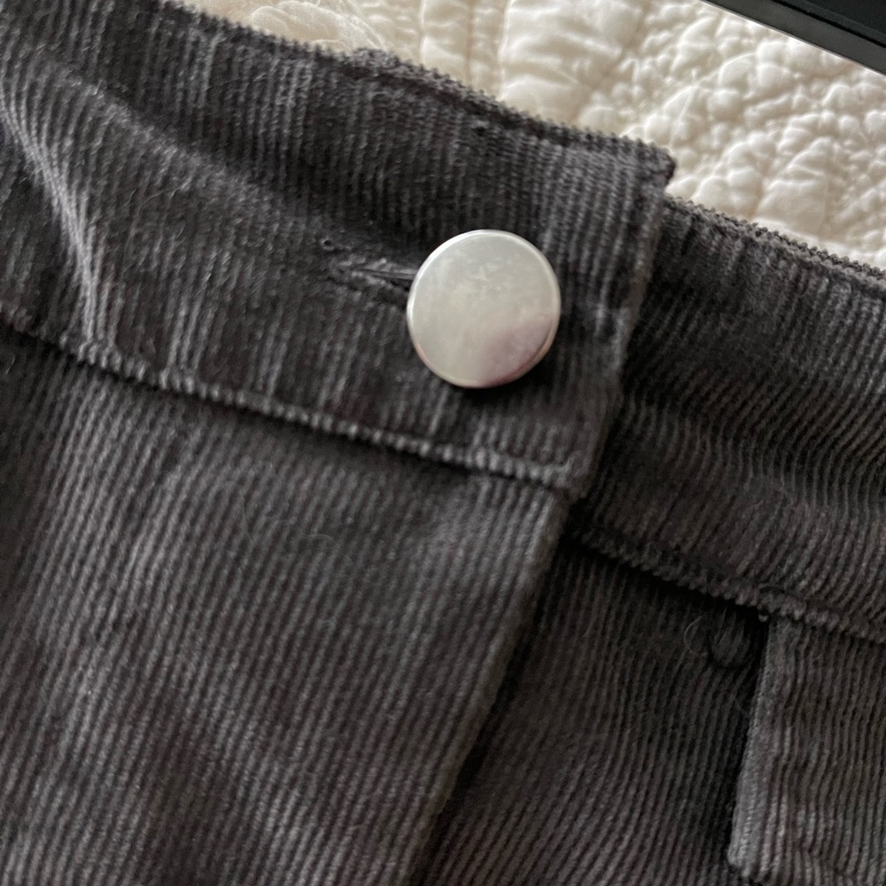 FAHION ON EARTH Corduroy Skirt - Picture 7 of 13